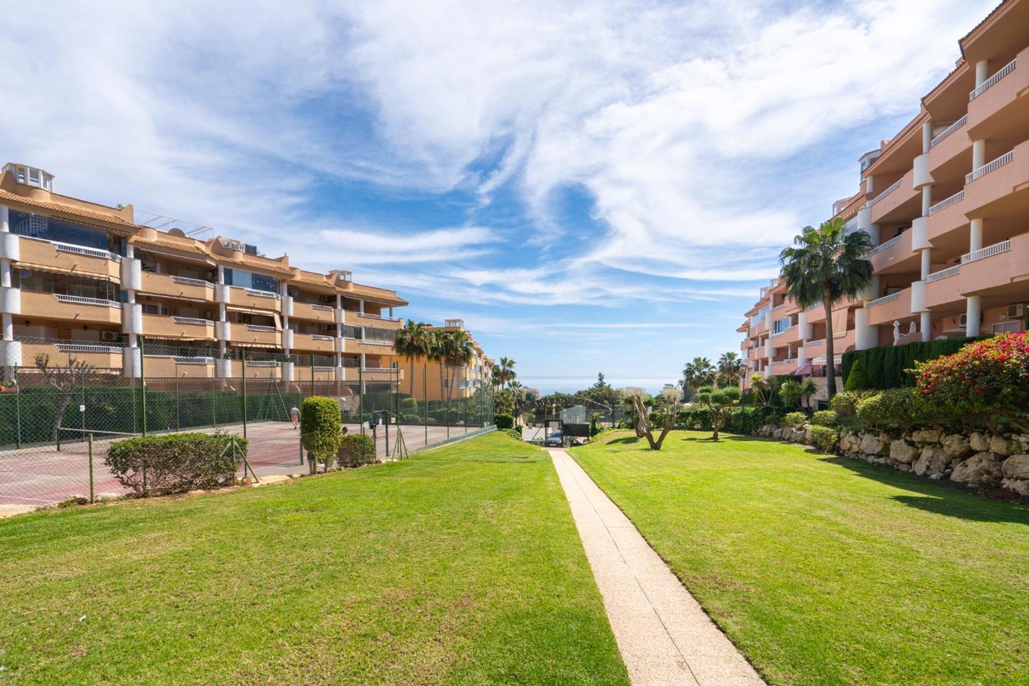Apartment 2 Bedrooms With Pool, Terrace And Balcony